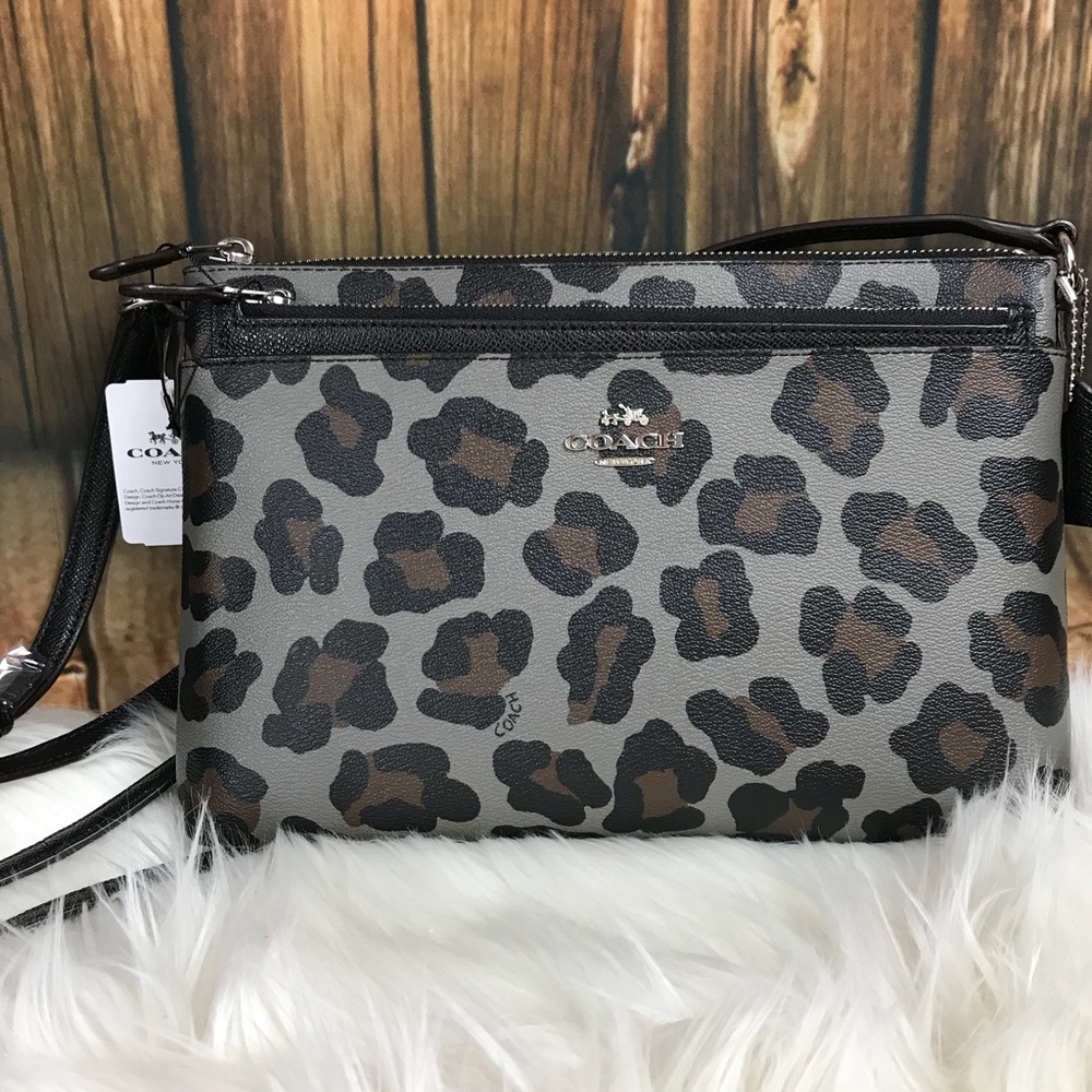 ❌SOLD❌. 💯 Authentic Coach Ocelot Print Crossbody - Picture 1 of 5